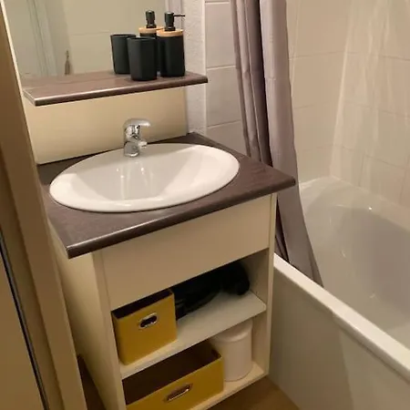 Studio, Parking Couvert Privatif, Terrasse Apartamento