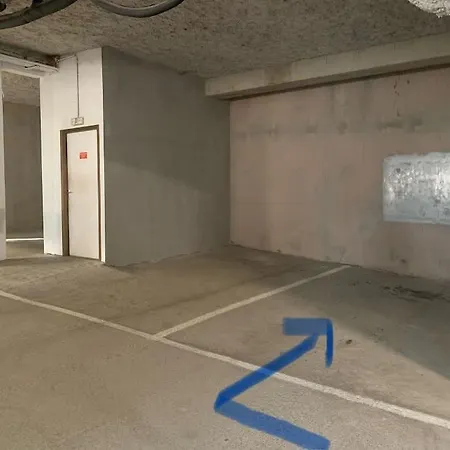 Studio, Parking Couvert Privatif, Terrasse